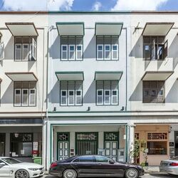 Teo Hong Road (D2), Shop House #580591011